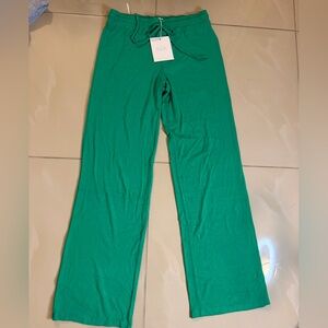 NIA Green Ribbed Lounge Pants Size Small NWT